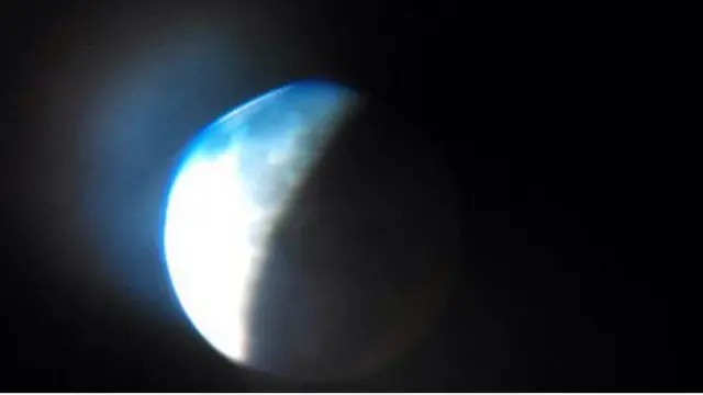 Gerhana Bulan 'Merah Darah' Terlihat Sempurna di Makassar