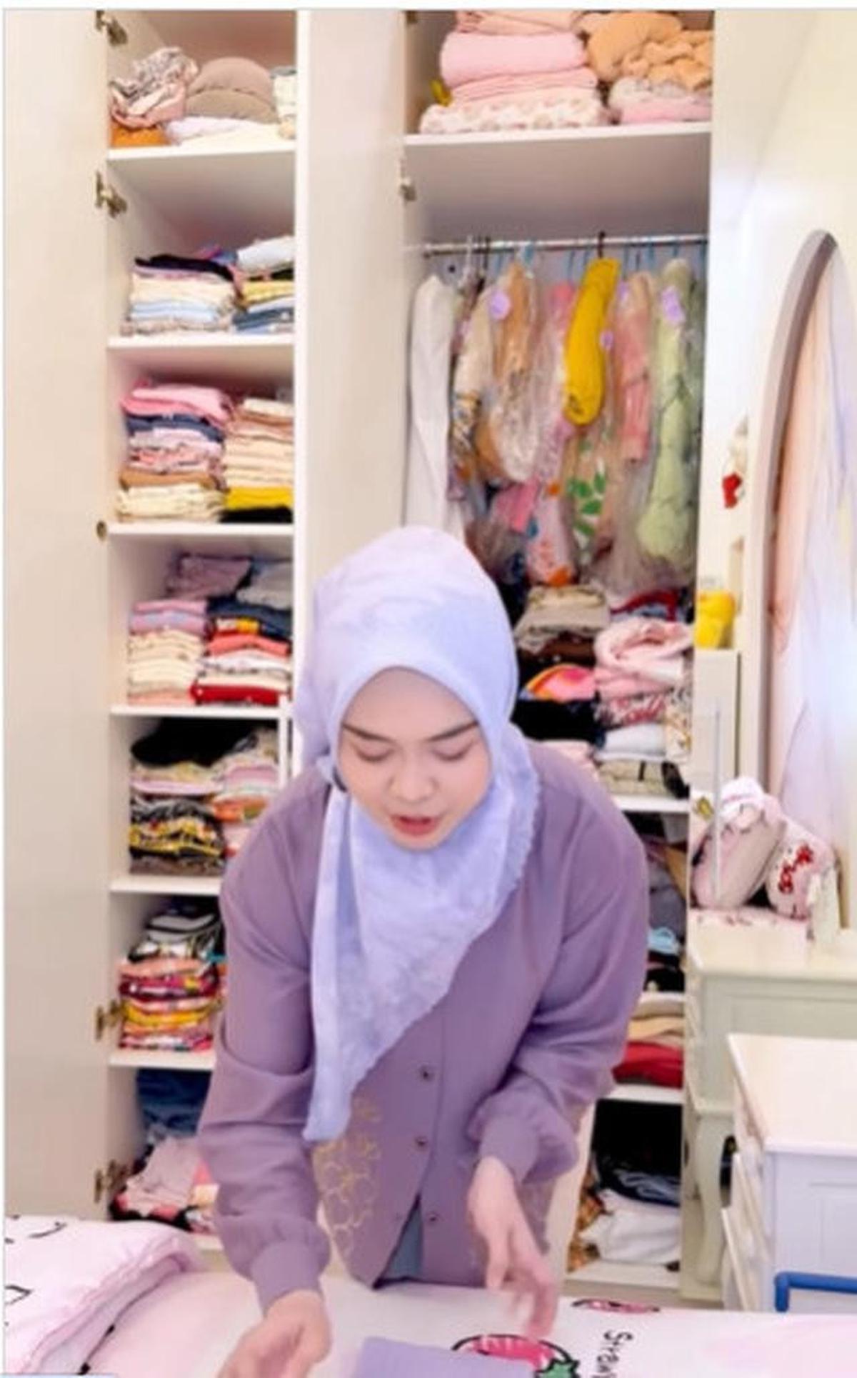 7 Potret Kamar Tidur Moana Anak Ria Ricis, Usung Tema Girly dan Playful