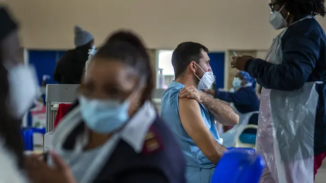 Kasus Harian Covid-19 di Afrika Selatan Naik