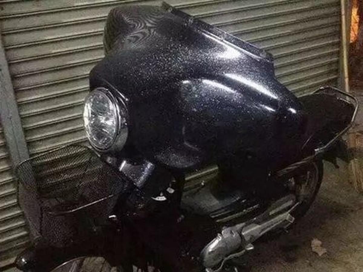 Memaksakan Gaya Harley-Davidson