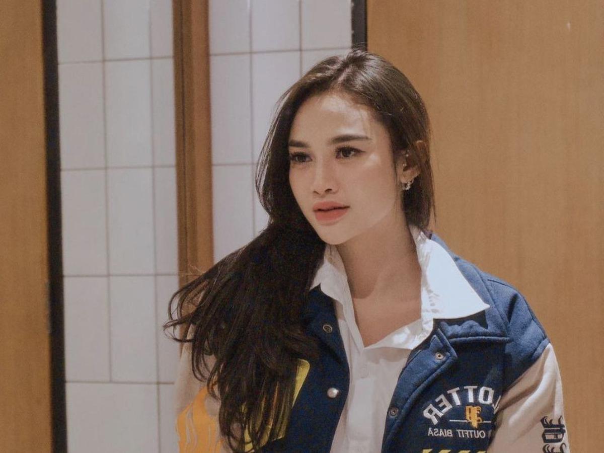 Bisnis Arlida Putri