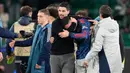 Arsenal akhirnya sukses mengakhiri catatan buruk mereka di Portugal setelah menaklukkan Sporting CP dengan skor tipis 1-0 pada leg pertama perempat final Liga Champions. (AP Photo/Armando Franca)