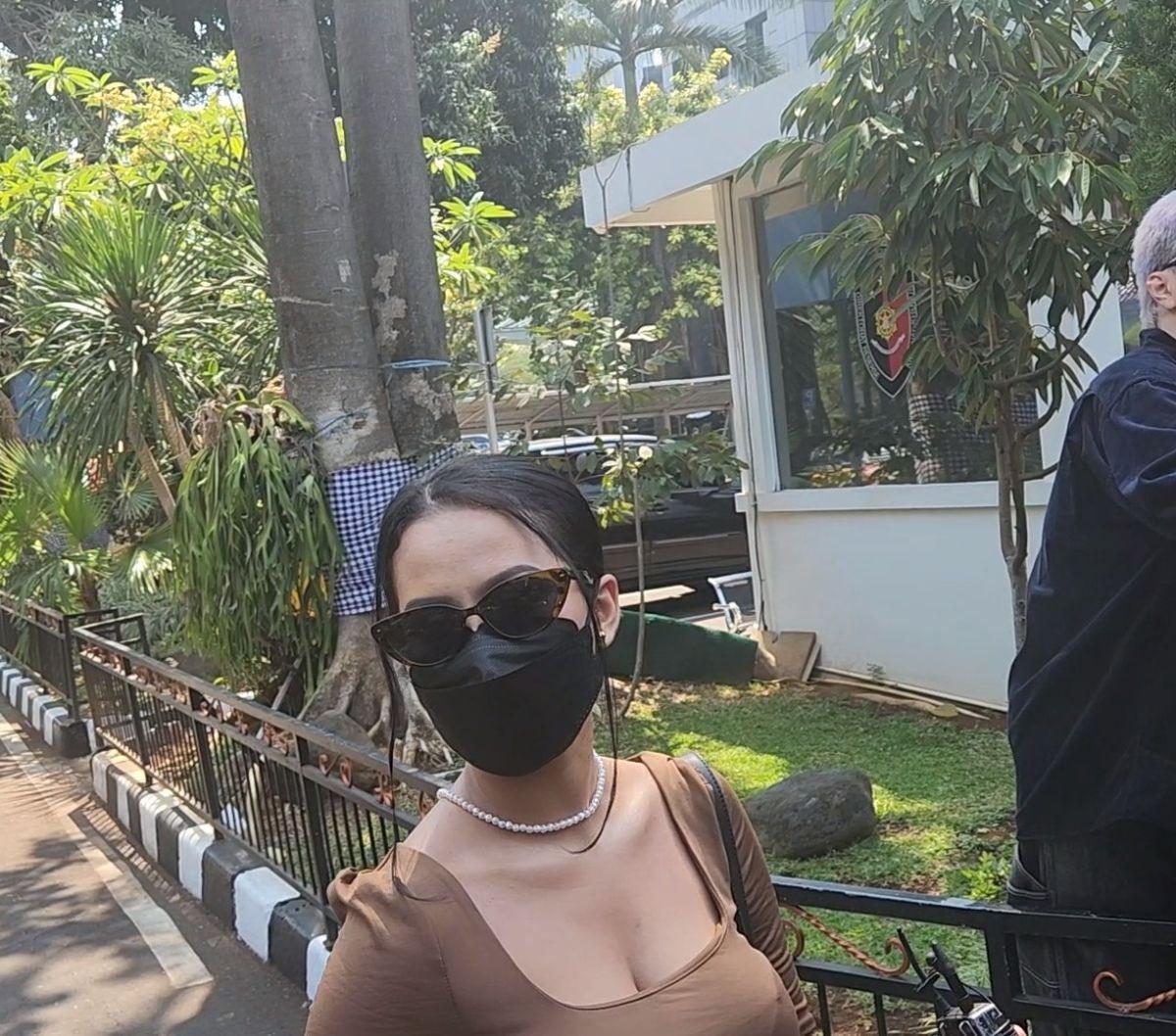 "Deg-degan mungkin sedikit, tapi karena sudah pernah menjalani BAP seperti ini sebelumnya jadi ya sudah aman," kata Siskaeee kepada wartawan, Senin (25/9).
