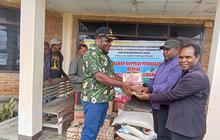 Pastikan Kebahagiaan, Dinsos Papua Pegunungan Salurkan Bantuan Natal Anak Yatim