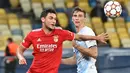 Roman Yaremchuk. Striker berusia 26 tahun ini kini sedang menjalani musim pertama bersama Benfica di Liga Portugal. Pemilik 36 caps bersama Timnas Ukraina ini telah tampil dalam 32 laga di semua ajang kompetisi dengan torehan 8 gol dan 6 assist. (AFP/Genya Savilov)