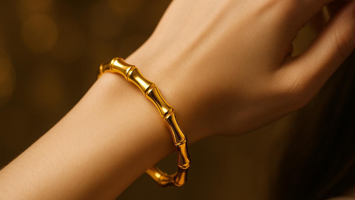8 Gelang Emas 24 Karat 5 Gram Motif Bambu Elegan, Inspirasi Perhiasan dengan Detail Menarik