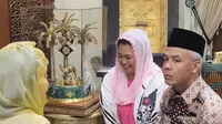 Bakal Capres 2024 Ganjar Pranowo bertemu Sinta Nuriyah, istri Presiden keempat RI Abdurrahman Wahid atau Gus Dur di kediamannya Ciganjur, Jakarta Selatan, Minggu (13/8/2023) malam. (Ist)