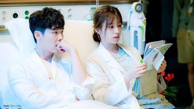 Lee Jong Suk Dan Han Hyo Joo Geser Popularitas Song Song Couple Showbiz Liputan6 Com