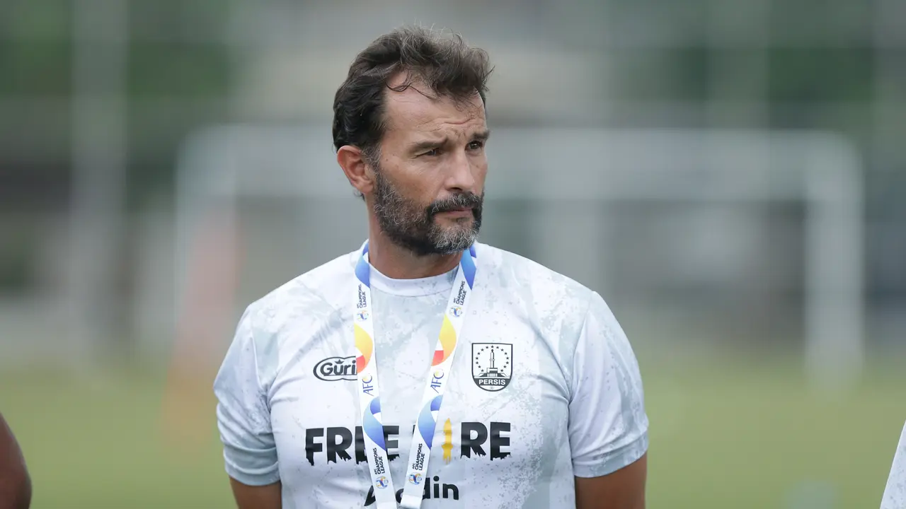 Pelatih baru Persis Solo, Leonardo Medina.