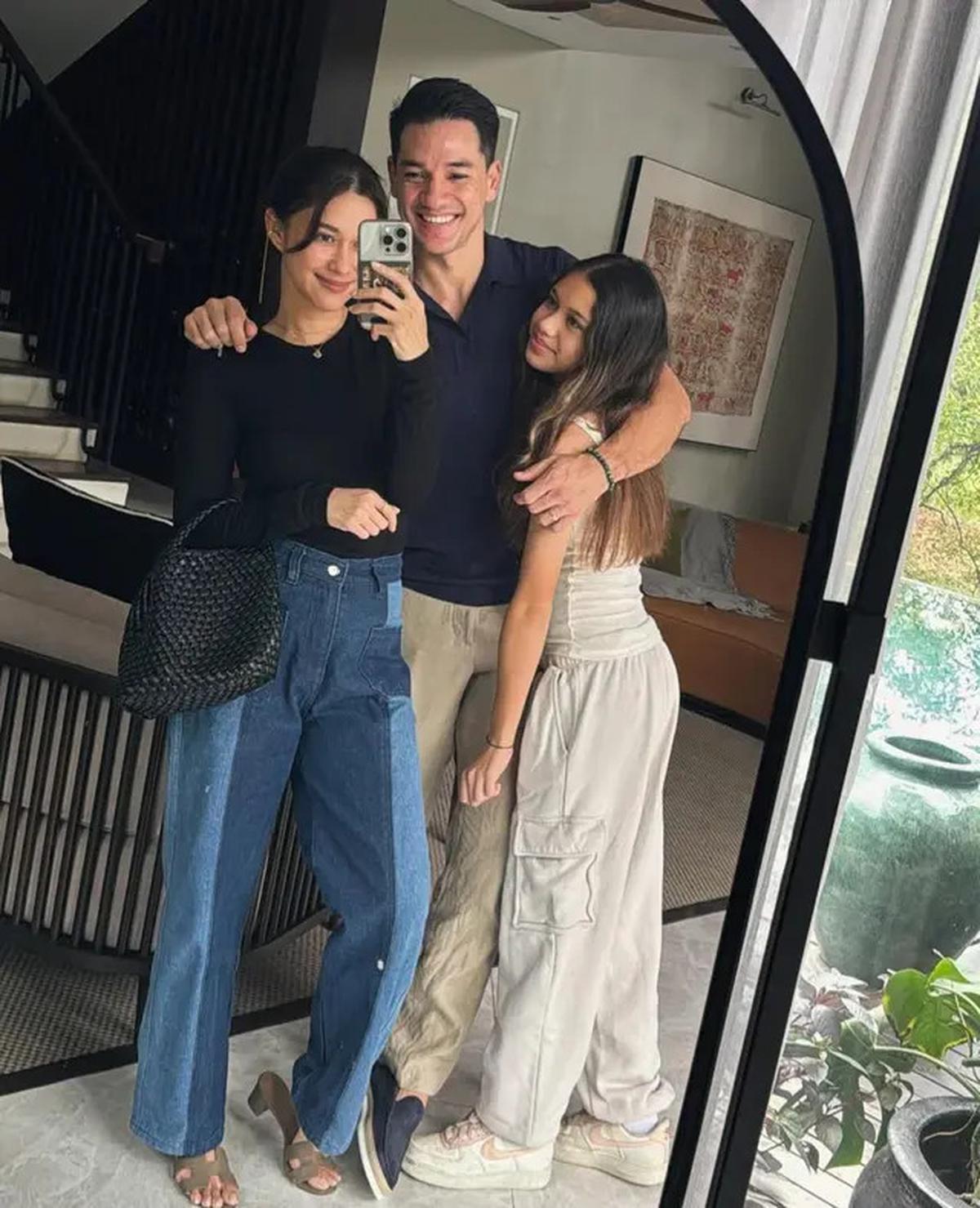 Dari Bernadya hingga Raisa, Begini Cara Tampil Chic dengan Outfit Serba Hitam