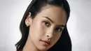 Bertajuk See The Light, Maudy Ayunda rilis koleksi perhiasan bersama Frank & Co.