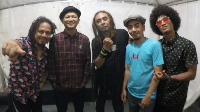 Steven and Coconut Treez