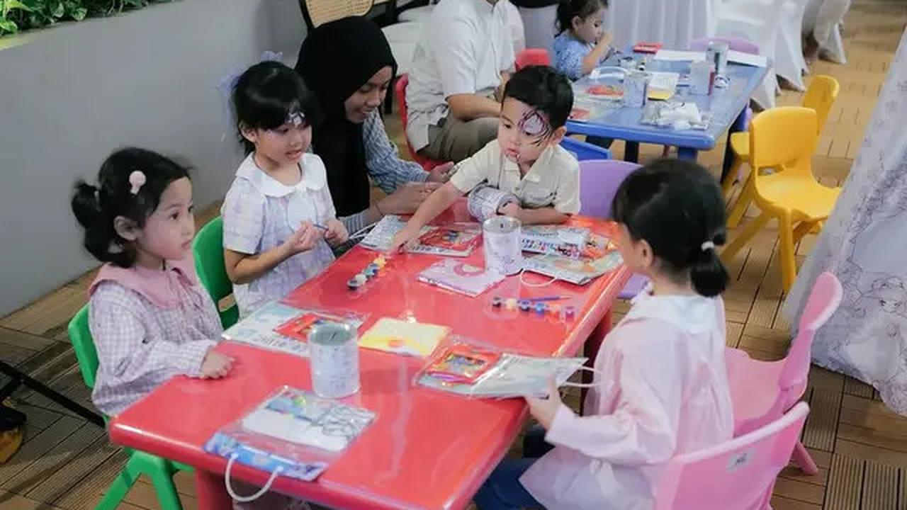 6 Potret Bukber Teman-Teman Anak Irish Bella di Rumah, Sekaligus Silaturahmi Orang Tua