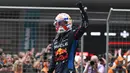 Memulai balapan dari posisi terdepan, Max Verstappen tampil mengesankan. (HECTOR RETAMAL/AFP)