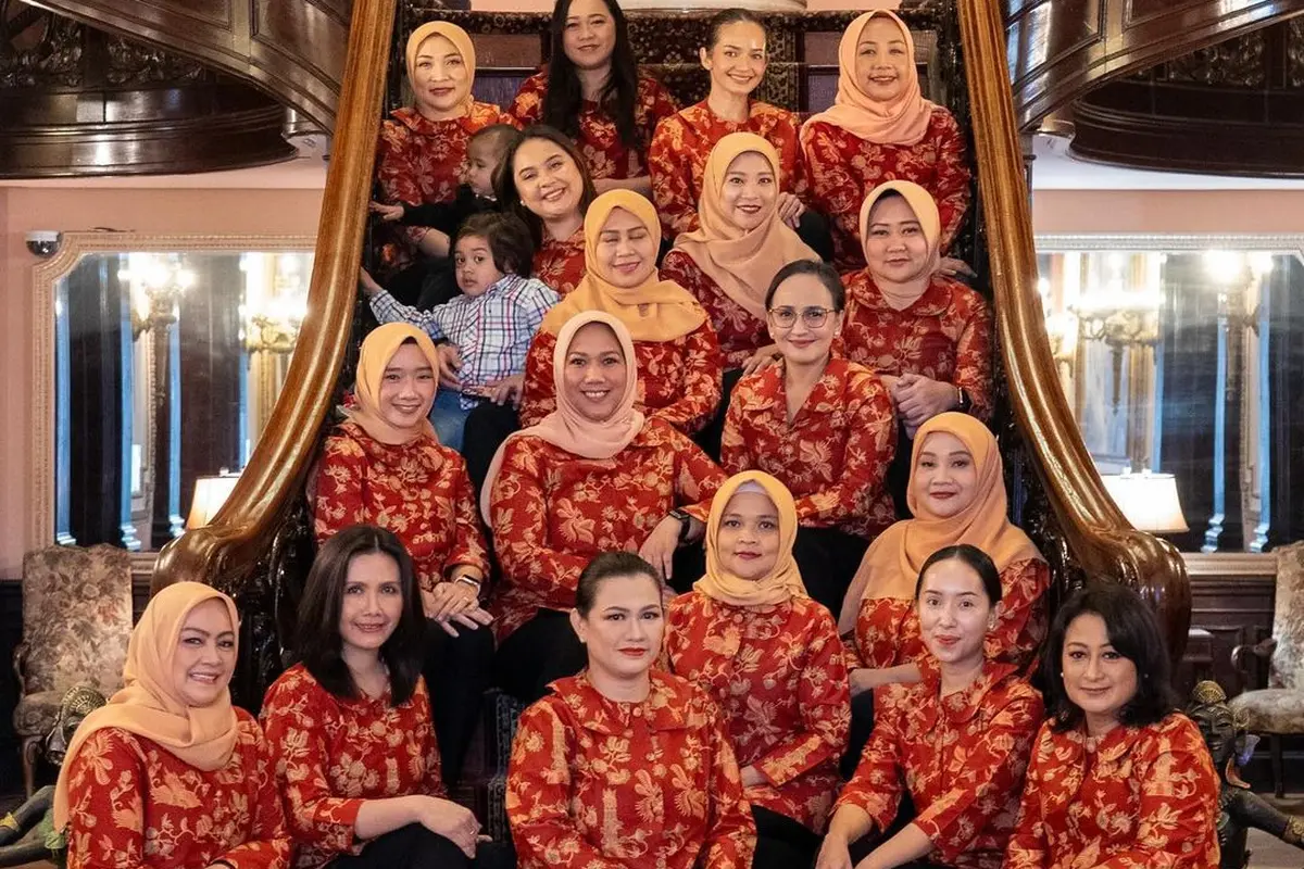 Enzy Storia di KBRI Washington DC, Amerika Serikat