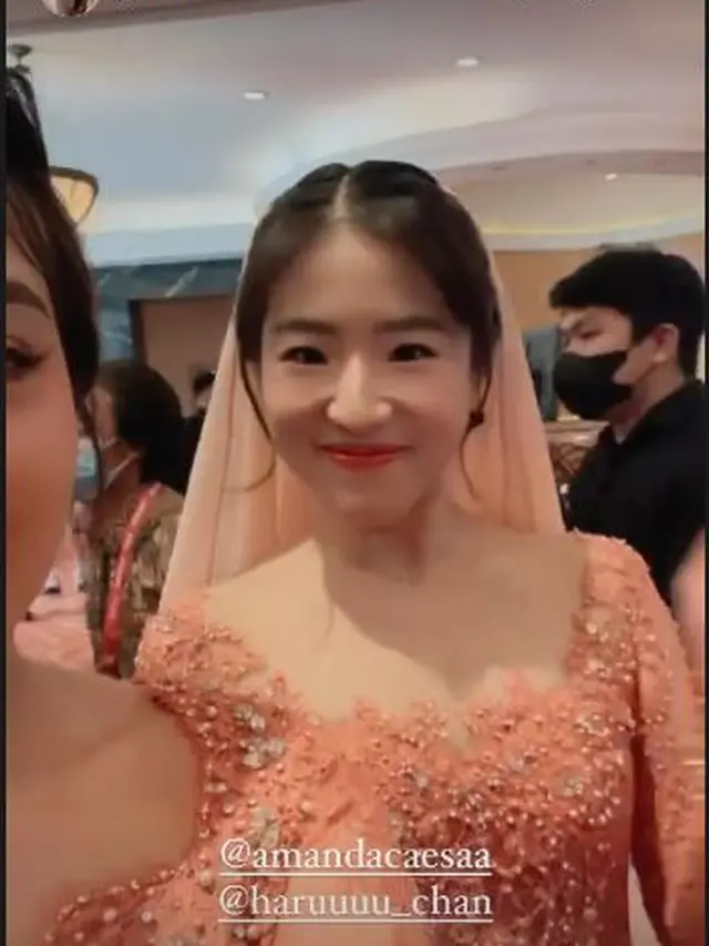 7 Potret Penampilan Bridesmaid di Lamaran Ria Ricis dan Teuku Ryan, Memesona