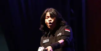 Gigi melakukan performa di panggung Kampung GaSS 2 di Sabuga, Bandung, Rabu (19/8/2015). (Deki Prayoga/Bintang.com)