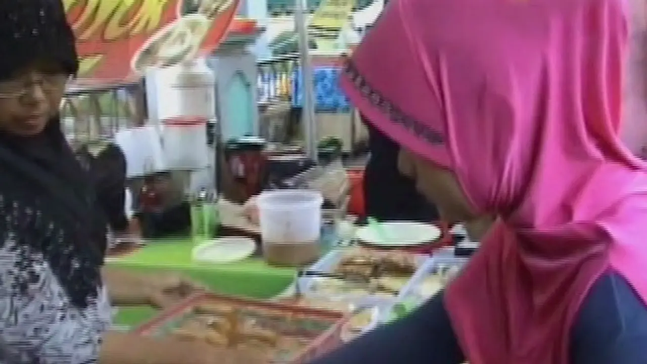 Berburu Takjil Untuk Berbuka Puasa