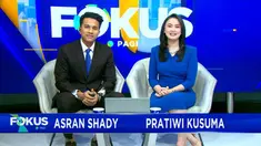 Simak informasi dalam Fokus Pagi edisi (13/11) dengan beberapa topik pilihan sebagai berikut, Hujan Lebat, Banjir Rendam Permukiman Warga, Mobil Terbakar, Uang Rp4,6 Miliar Hangus, Kereta Bandara Mogok, Penumpang Turun, Dikecam Publik, Gus Elham Mint...