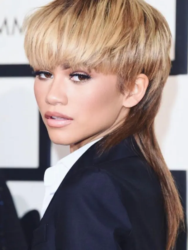 Prediksi Tren Kecantikan 2022, Makeup Mata Kristal Makin Diminati