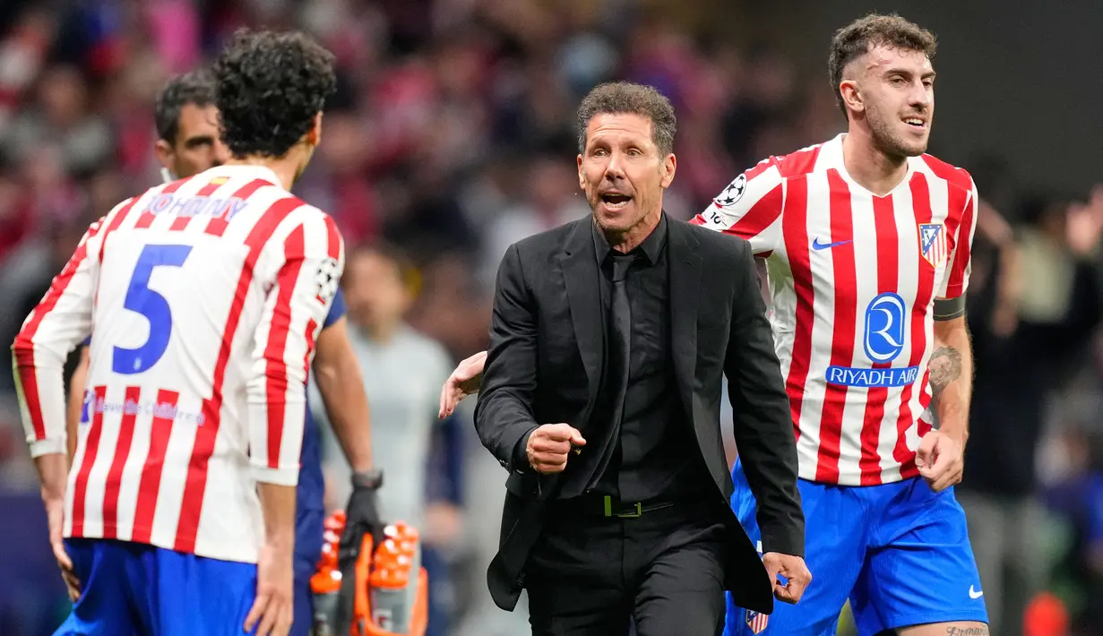 Simeone telah membukukan 1000 caps atau penampilan sebagai pelatih dalam laga leg pertama semifinal Liga Champions 2025/2026 antara Atletico Madrid melawan Arsenal di Metropolitano stadium, Madrid, Spanyol, Sabtu (29/04/2026) waktu setempat. (AP Photo/Manu Fernandez)