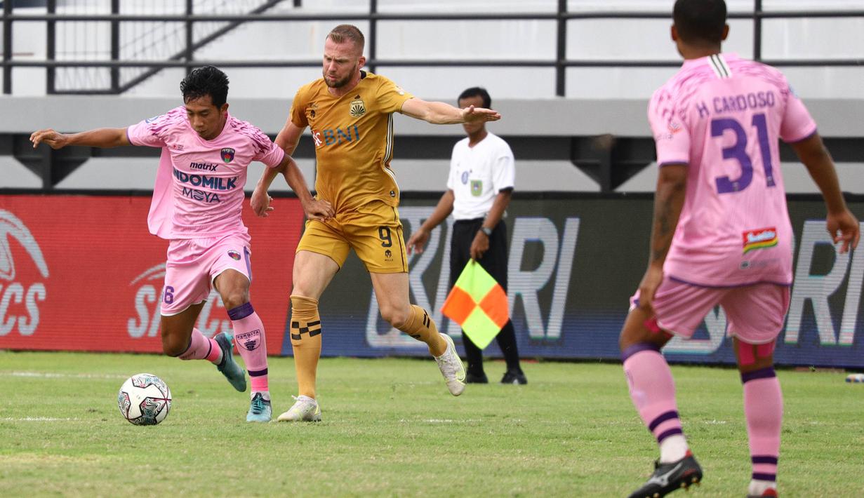 Keunggulan Pendeka Cisadane tak bertahan lama. Bhayangkara FC mampu  berbalik unggul lewat dua gol yang diborong Anderson Salles. (Dok Persita)