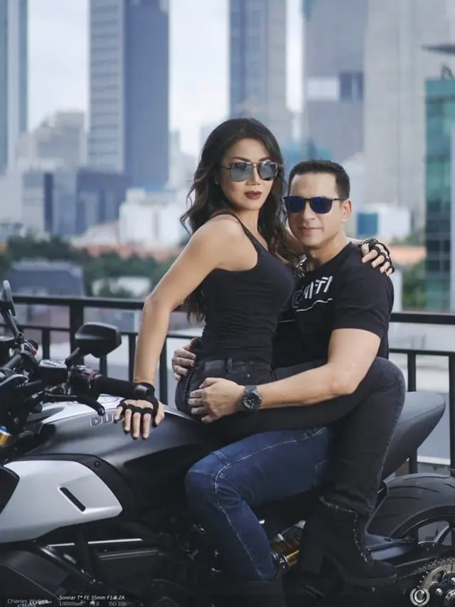 Cerai, Ini 7 Potret Kenangan Ari Wibowo dan Inge Anugrah Touring Motor