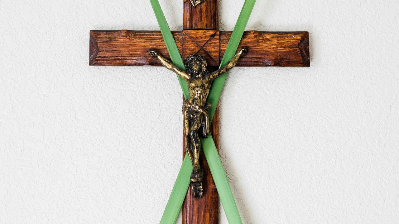 <b>Ucapan Wafat Yesus Kristus 2024 untuk Renungan</b>