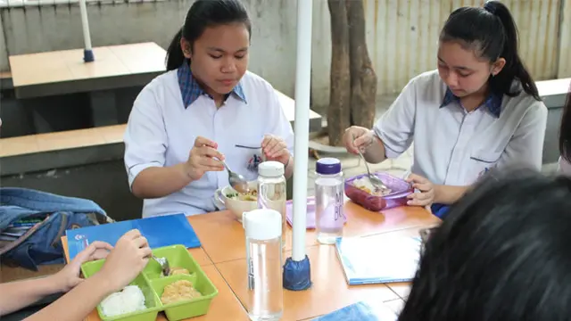 Komitmen Siswa Global Prestasi School Kurangi Sampah Plastik di Lingkungan Sekolah