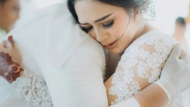 Potret akad nikah Maell Lee dan Intan Ratna Juwita