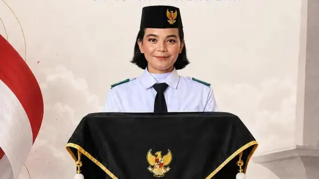 Pembawa Baki Bendera Paskibraka Di Upacara Kemerdekaan 17 Agustus 1945 HUT RI Ke-81