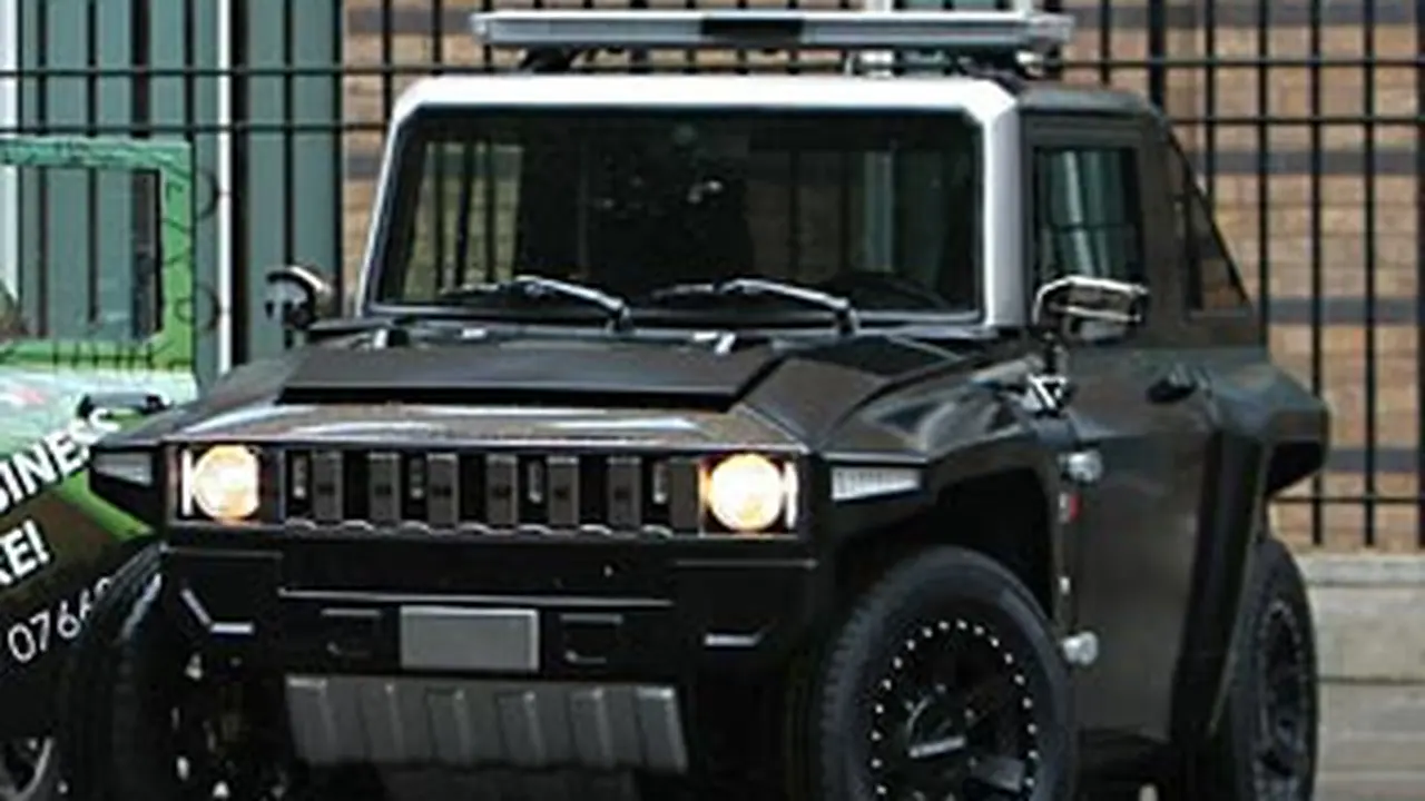110812hummer.jpg