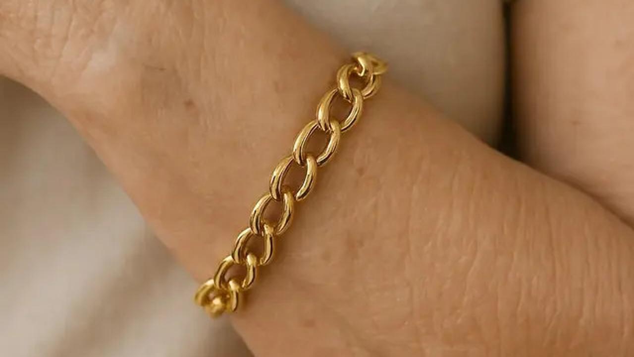 15 Model Gelang Emas untuk Usia 50 Tahun ke Atas, Pilihan Anggun dan Elegan di Segala Acara