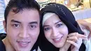 Meski banyak juga komentar negatif, pemeran sinetron Islam KTP itu tak mau memikirkan. Ia hanya menganggap bahwa masih banyak warganet yang perhatian pada buah hatinya tersebut. (Instagram/mrs.gdc13)