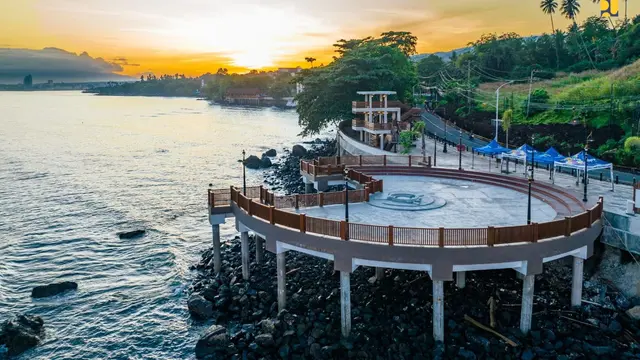 Kementerian PUPR menata Kawasan Pantai Malalayang dan Ecotourism Village Bunaken. Wilayan ini merupakan Destinasi Super Prioritas (DPSP) di Sulawesi Utara (Sulut). (Dok Kementerian PUPR)