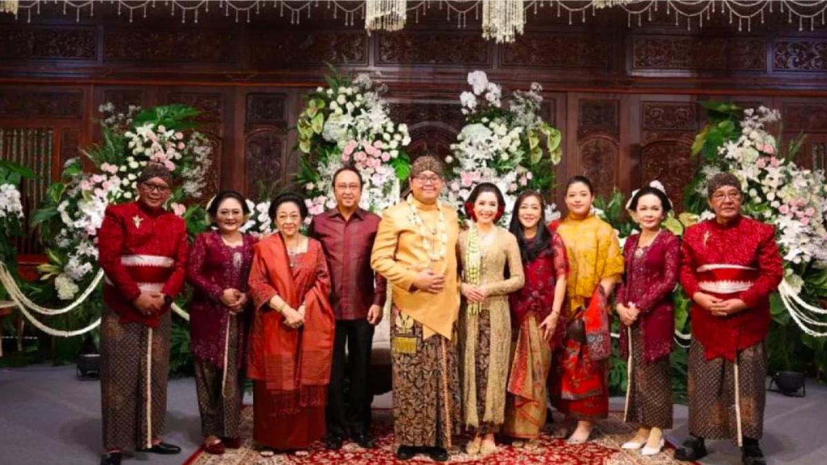 Megawati dan Sri Sultan HB X Hadiri Resepsi Pernikahan Putra Hasto Kristiyanto, Momen Haru Warnai Acara