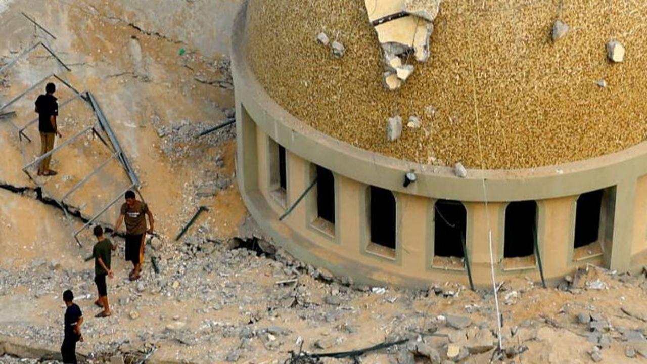 Kekejaman Israel, 3 Bulan Agresi Hancurkan Lebih dari 1.000 Masjid dan Puluhan Kuburan di Gaza