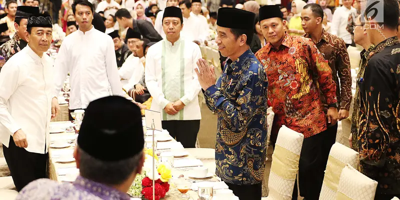 Jokowi Buka Bersama dengan Anggota DPD di Rumah Oesman Sapta
