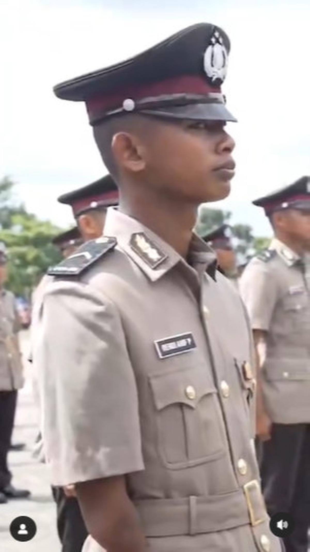 Rendi Pemuda Disabilitas Resmi Jadi Polisi