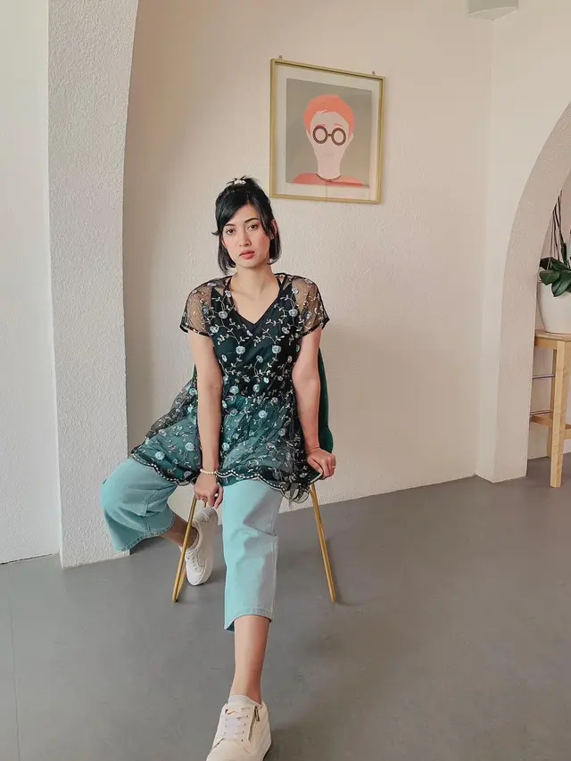 Potret Iptu Vivin Febriyanti, Disebut Mirip Nabila Syakieb. (Sumber: Instagram/vivin.fy)