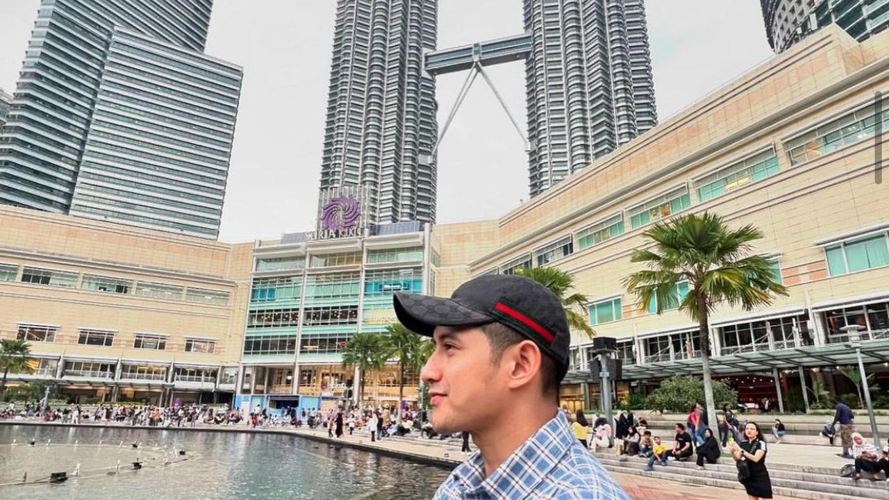 Chand Kelvin Klarifikasi dan Minta Maaf, Akun Instagramnya Dihujani Komentar