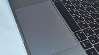Mengenal Cara Kerja Touchpad Laptop: Dari Sensor Sentuh hingga Fungsi Tersembunyinya