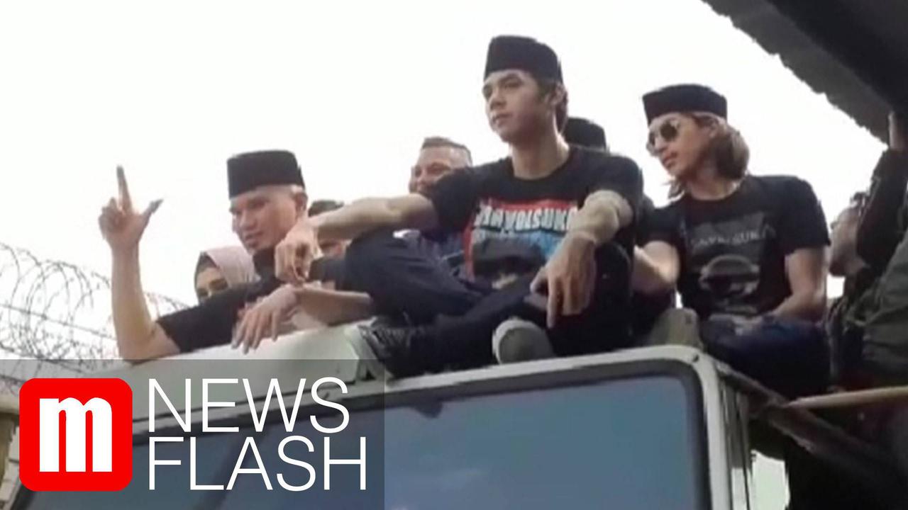 VIDEO: Bebas Dari LP Cipinang, Ahmad Dhani Disambut Anak, Istri dan Pendukungnya
