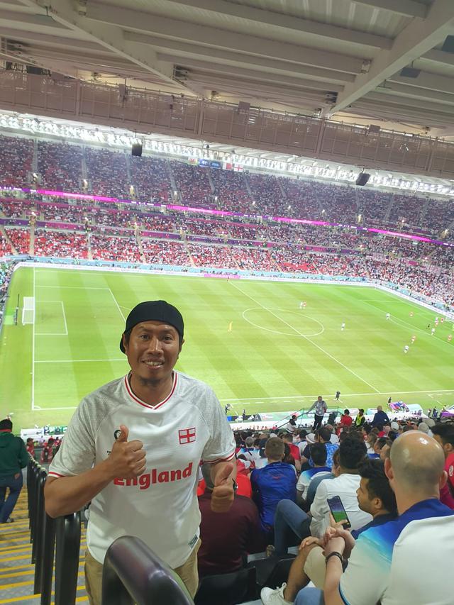 Fans Timnas Inggris dan Argentina dari Indonesia, Edy K