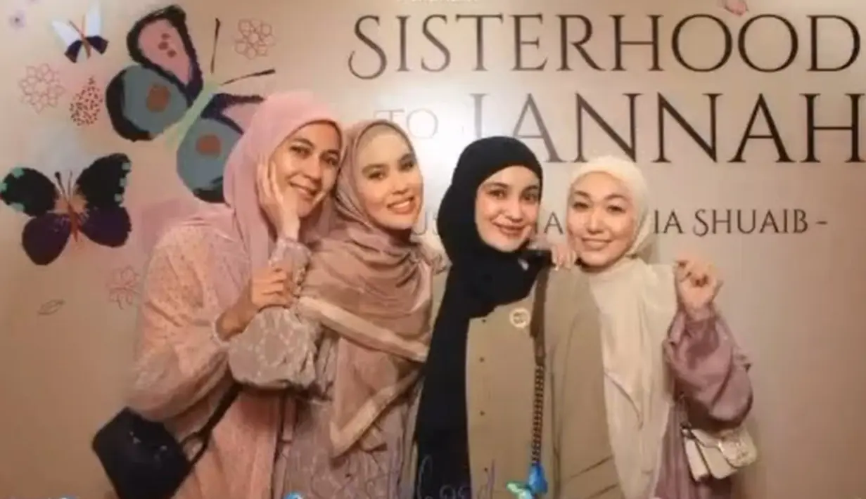 Shireen Sungkar tampil beda dengan busana bernuansa hijau olive dan hitam yang trendy [@paula_verhoeven]