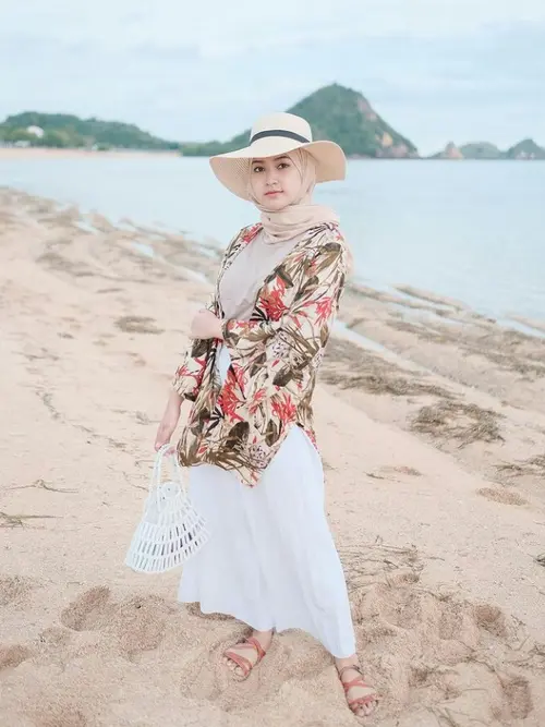 Dress 2025 pantai hijab