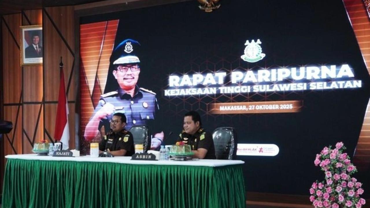 Kejati Sulsel: Didik Farkhan Ajak Pegawai "Keluar Zona Nyaman", Targetkan Masuk 10 Besar Nasional!