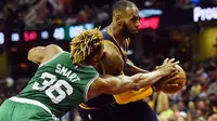 LeBron James (kanan) dinobatkan sebagai pemain terbaik NBA Wilayah Timur pada periode 31 Oktober hingga 6 November 2016. (Reuters/Ken Blaze-USA TODAY Sports)