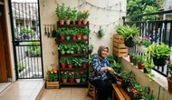 10 Cara Memanfaatkan Sudut Teras yang Terlalu Sempit untuk Berkebun Estetik