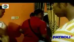 Petugas BNN Provinsi Lampung melakukan penggeledahan rumah dinas Kepala Lapas (Kalapas) Kalianda, Lampung Selatan. Penggeledahan rumah Kalapas ini terkait pengakuan anak buah Kalapas yang ditangkap sebelumnya oleh BNN.